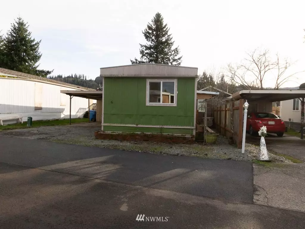 Eatonville, WA 98328,106 Madison AVE S #6