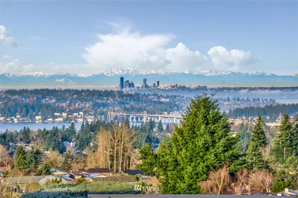 Bellevue, WA 98006,4332 136th PL SE