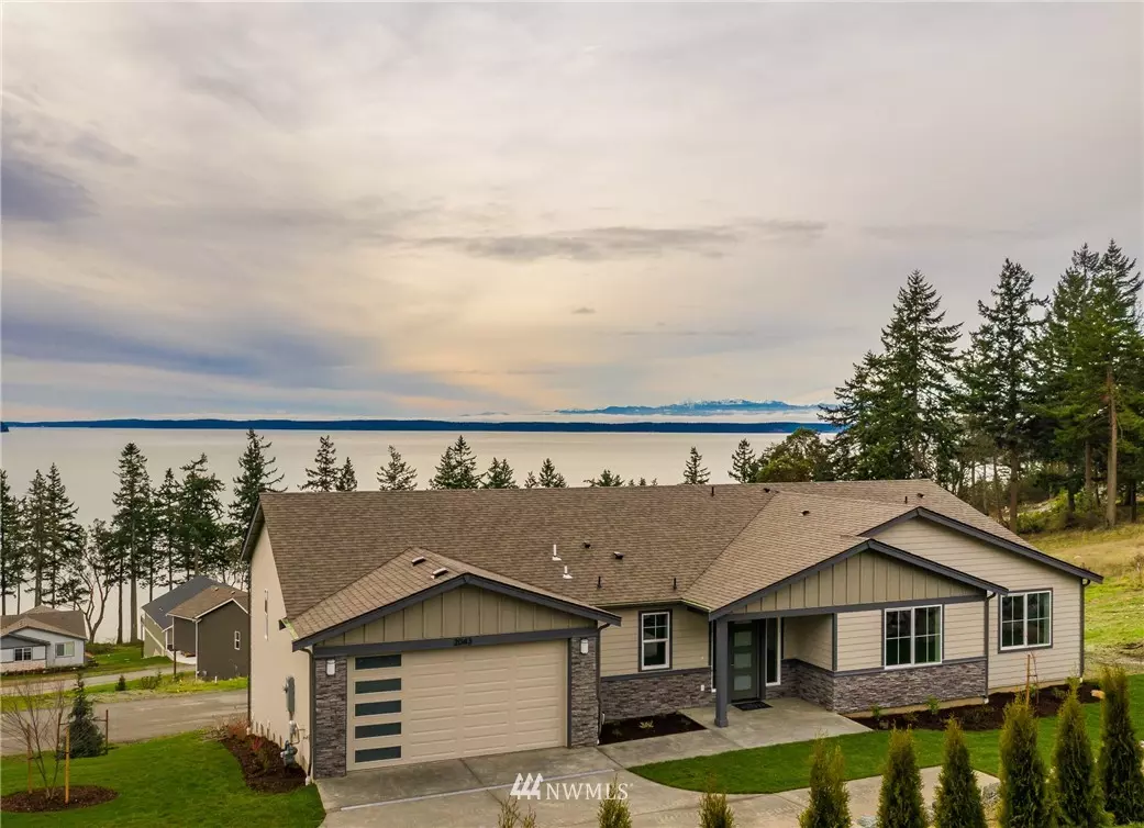 Oak Harbor, WA 98277,2043 Saratoga View LN