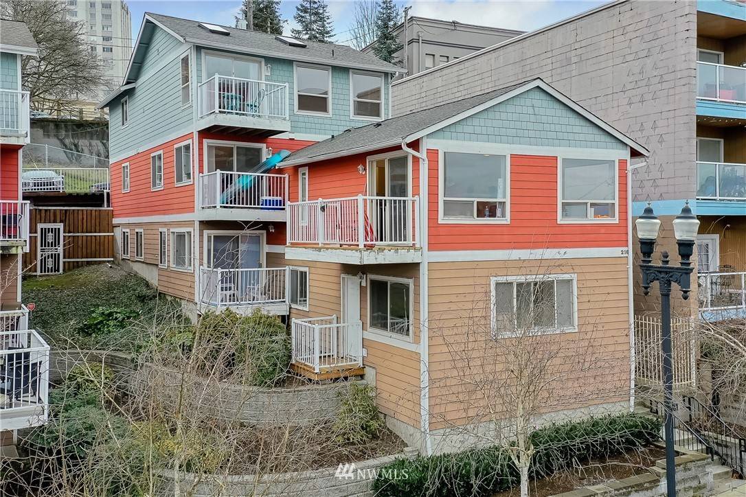 216 Broadway #1, Tacoma, WA 98402