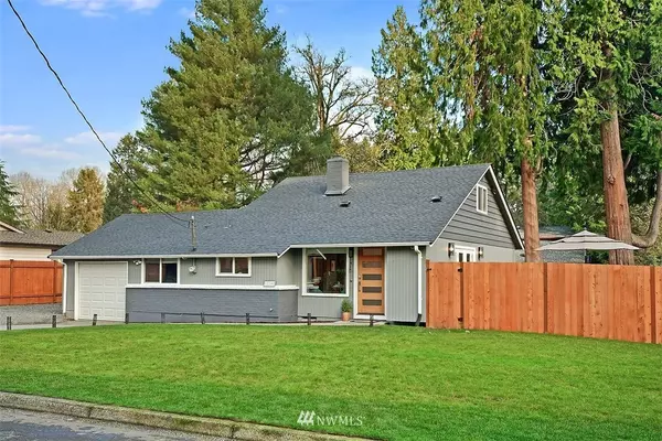 12208 96th PL NE, Kirkland, WA 98034