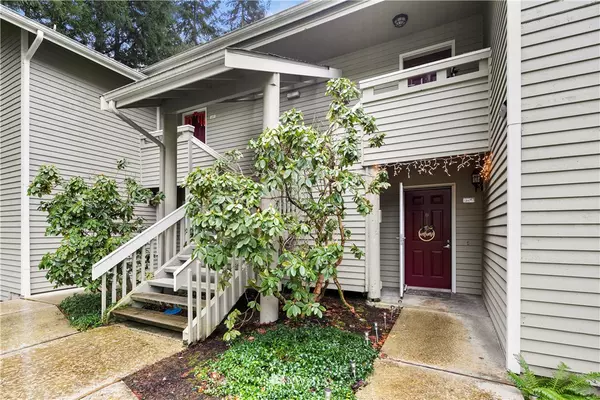 9009 Avondale RD NE #N128, Redmond, WA 98052