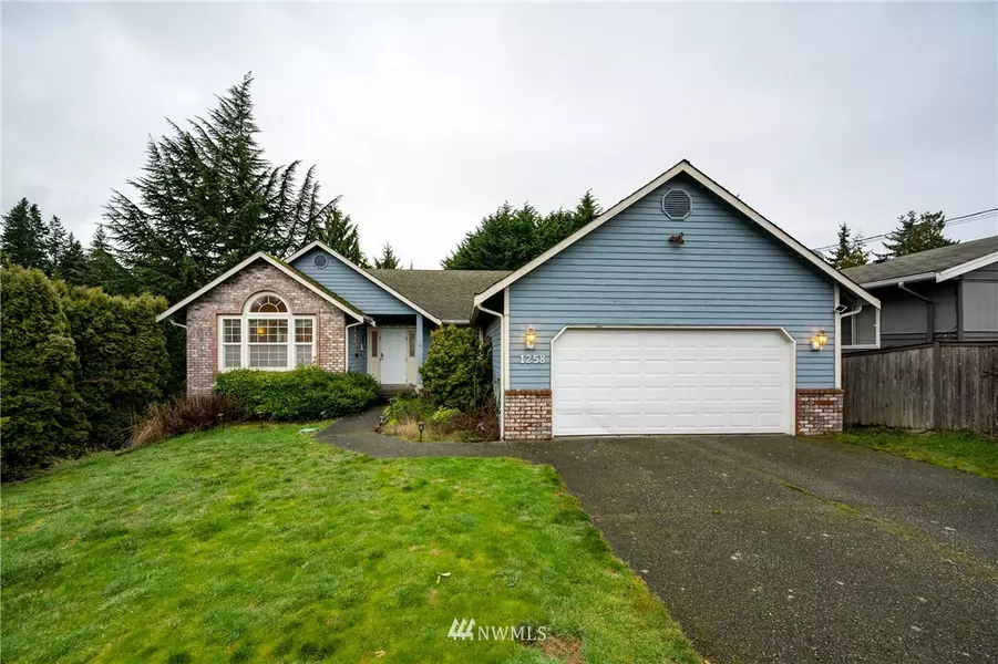 1258 8th AVE S, Edmonds, WA 98020