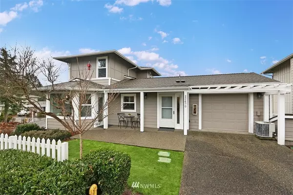 22470 SE 38th TER #2351, Issaquah, WA 98029