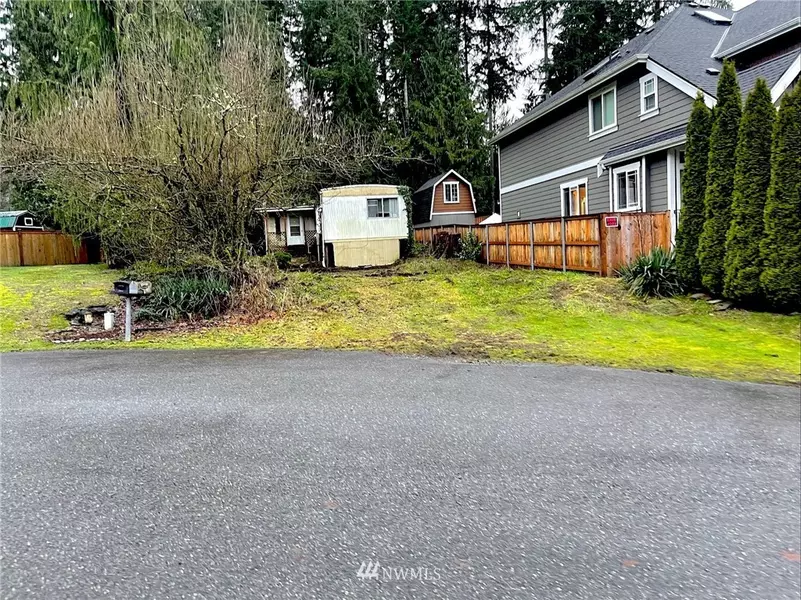 22920 105th AVE SE, Woodinville, WA 98077