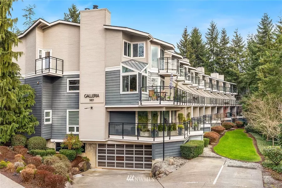 520 4th ST #31, Kirkland, WA 98033