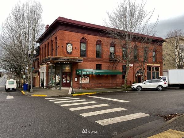 915 Harris AVE, Bellingham, WA 98225