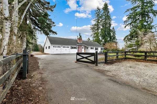 15225 SE 224th ST, Kent, WA 98042