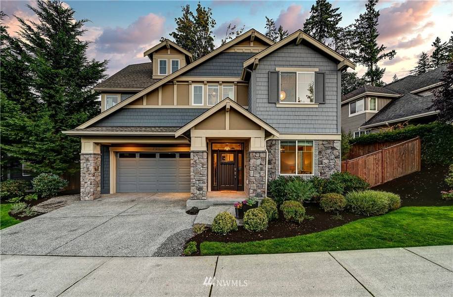 27213 SE 18th PL, Sammamish, WA 98075