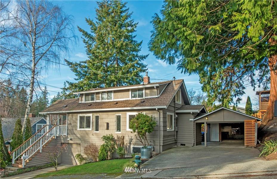 4450 SW Kenyon PL, Seattle, WA 98136