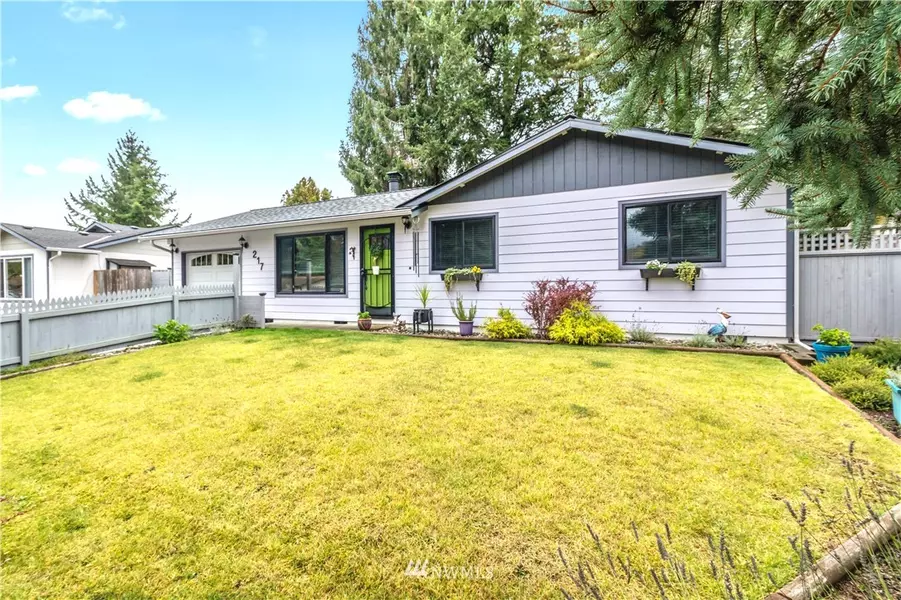 217 Paradise Pkwy, Granite Falls, WA 98252