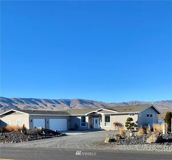 Mattawa, WA 99349,308 Desert Aire DR SW