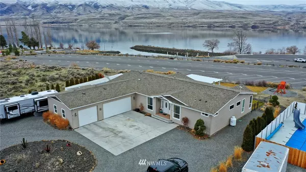 Mattawa, WA 99349,308 Desert Aire DR SW