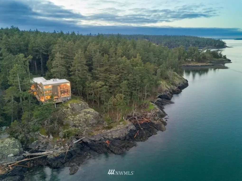 Friday Harbor, WA 98250,2623 Pear Point RD