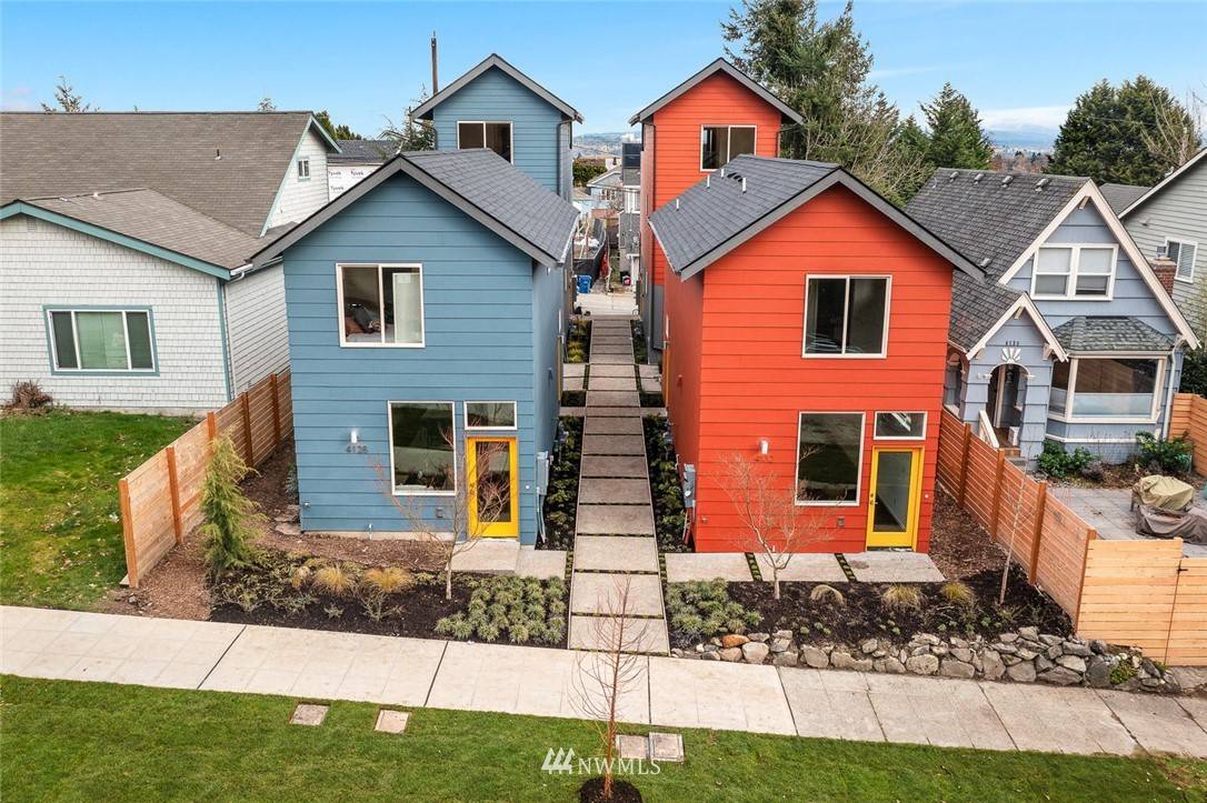 4132 41st AVE SW, Seattle, WA 98116