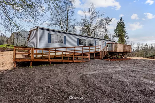 520 Clark Creek RD, Longview, WA 98632