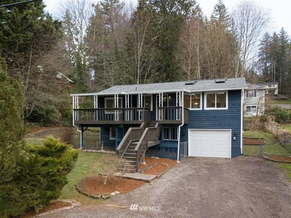 13296 Lake Shore DR NW, Poulsbo, WA 98370