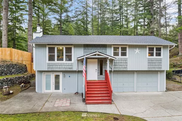 17004 430th PL SE, North Bend, WA 98045