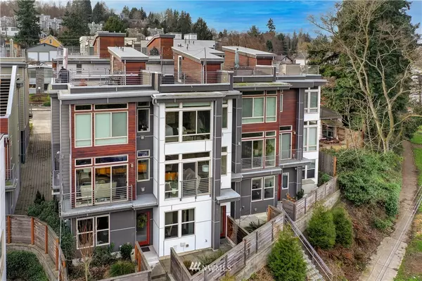Seattle, WA 98119,3837 Gilman AVE W