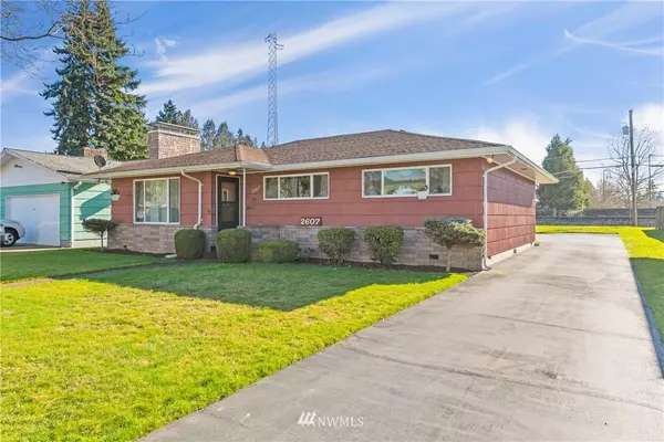 2607 Terry AVE, Longview, WA 98632