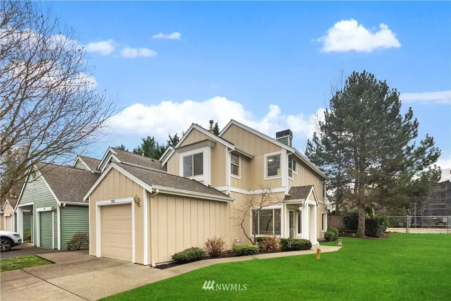 15801 NE 90th Way, Redmond, WA 98052
