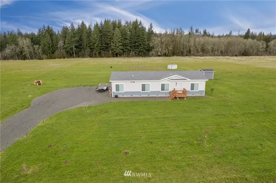 163 Apple Tree LN, Onalaska, WA 98570