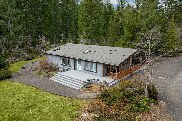 1988 Nellita RD NW, Seabeck, WA 98380