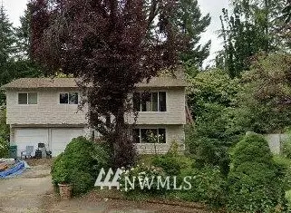 Redmond, WA 98052,10718 165th PL NE