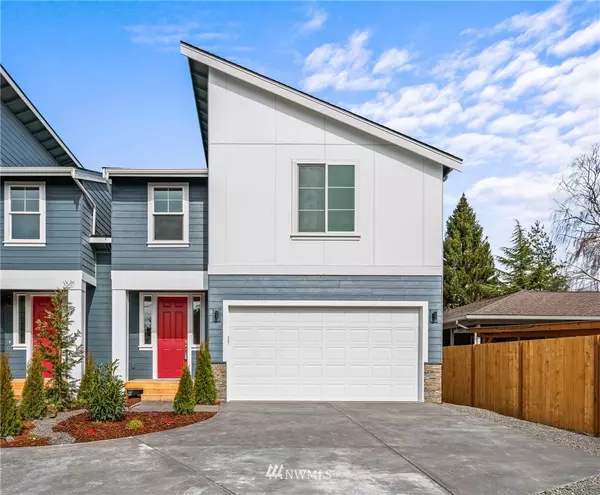 608 106th PL SW #B, Everett, WA 98204