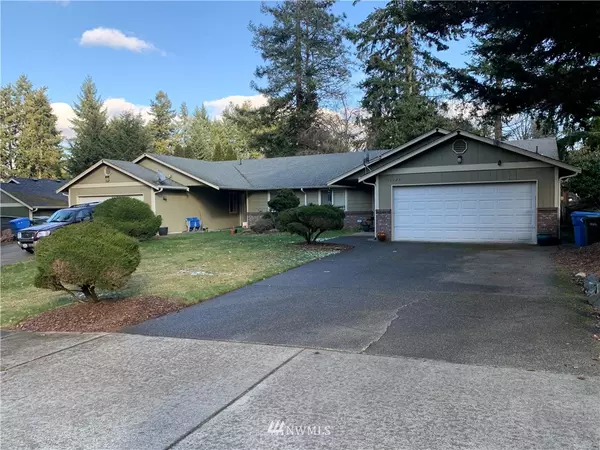 12221 - 12223 121st Avenue Ct E, Puyallup, WA 98374