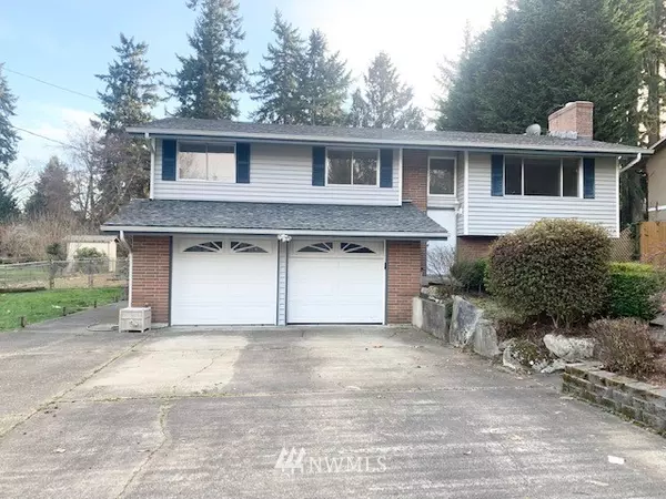 2205 SW 304th ST, Federal Way, WA 98023