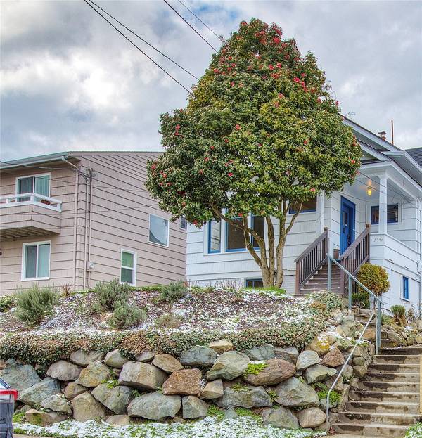 3443 21st AVE W, Seattle, WA 98199