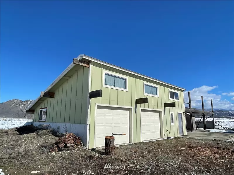 179 Tonasket Airport RD, Tonasket, WA 98855