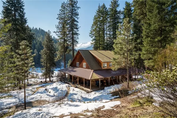 221 Hinthorne LN, Leavenworth, WA 98826