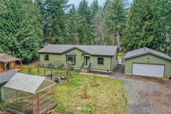 581 E Island Shores RD, Shelton, WA 98584