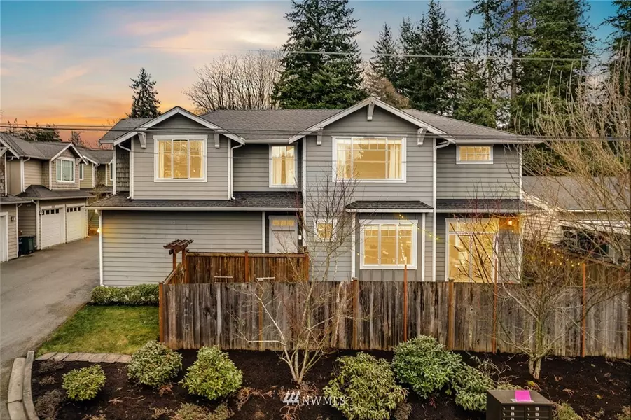 21219 82nd PL W, Edmonds, WA 98026