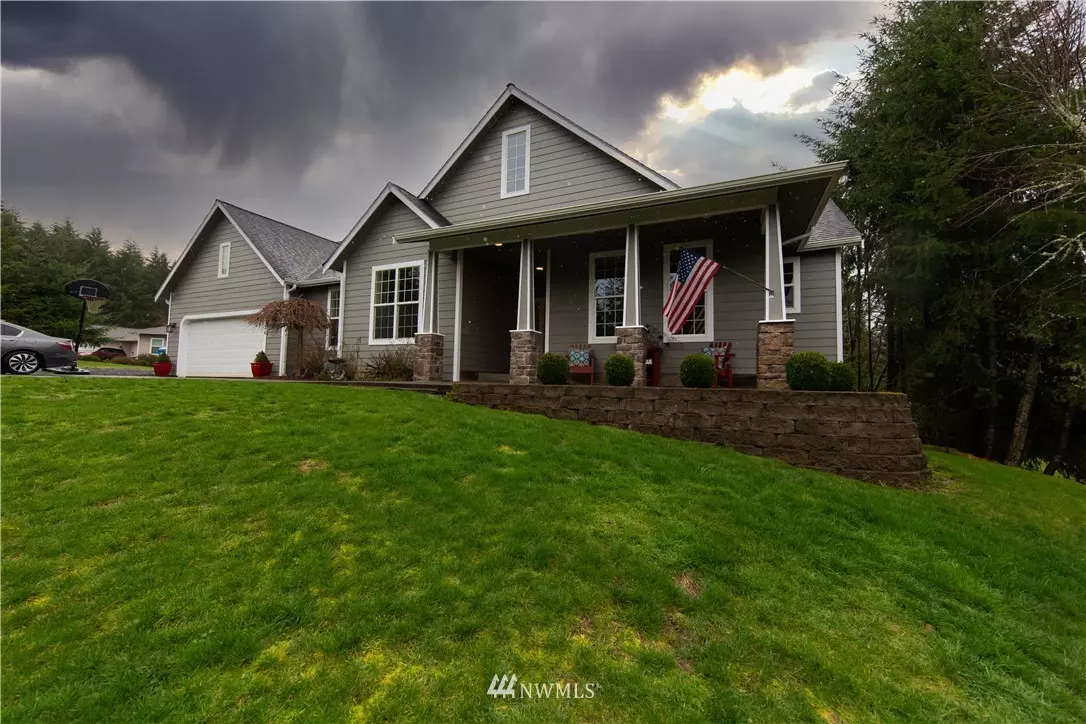 Chehalis, WA 98532,136 Walsh LN