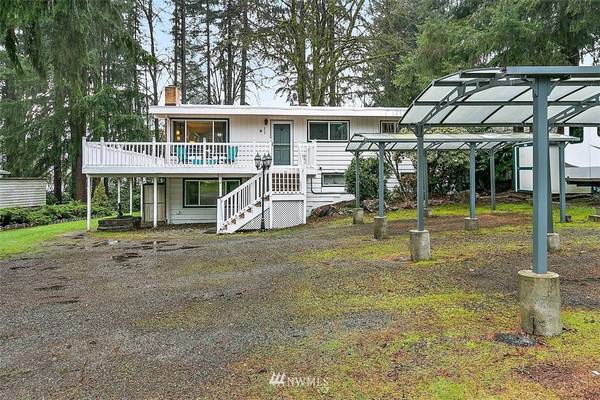 15705 204th AVE SE, Renton, WA 98059