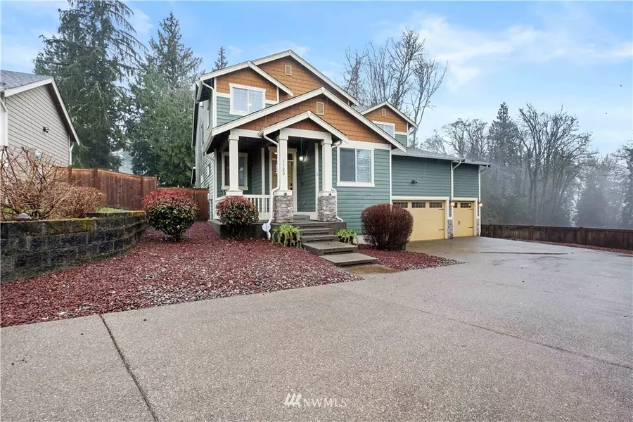 1120 35th PL SE, Puyallup, WA 98372
