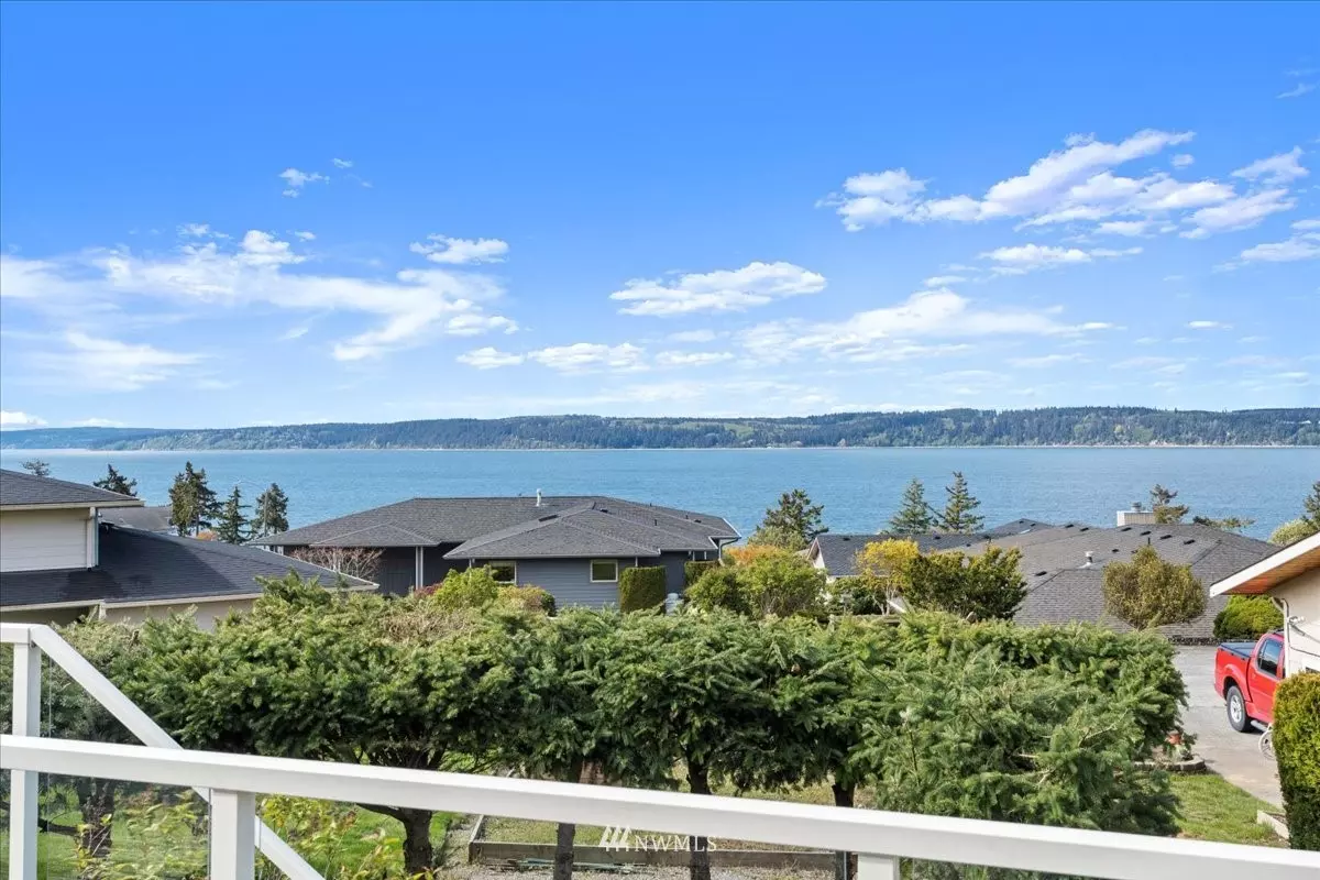 Camano Island, WA 98282,742 Onamac WAY