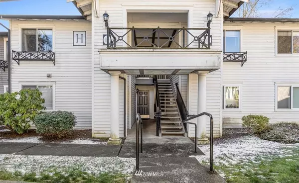 15415 35th AVE W #H204, Lynnwood, WA 98087