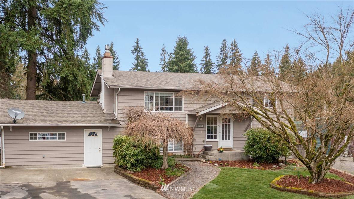 23714 49th DR SE, Woodinville, WA 98072