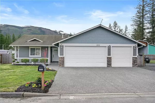 1802 Amanda AVE, Gold Bar, WA 98251