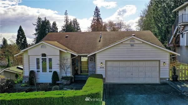 1008 Angle LN, Everett, WA 98201