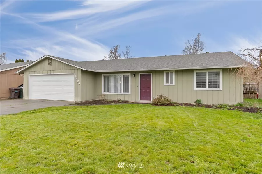 4426 Independence LN, Longview, WA 98632