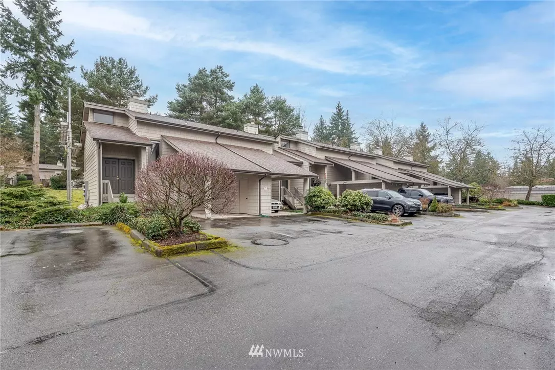 Bellevue, WA 98007,14661 NE 35th