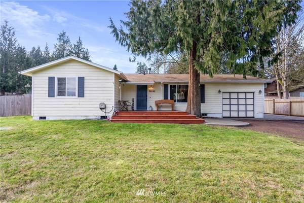 26249 Edgewater BLVD NW, Poulsbo, WA 98370