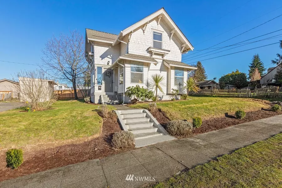 3517 E Roosevelt AVE, Tacoma, WA 98404