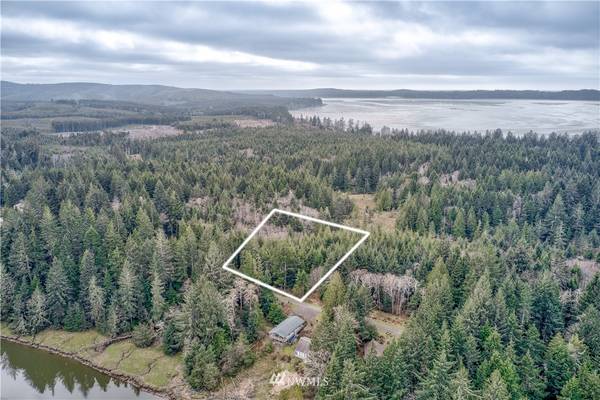 0 Lynn Point LN, South Bend, WA 98586