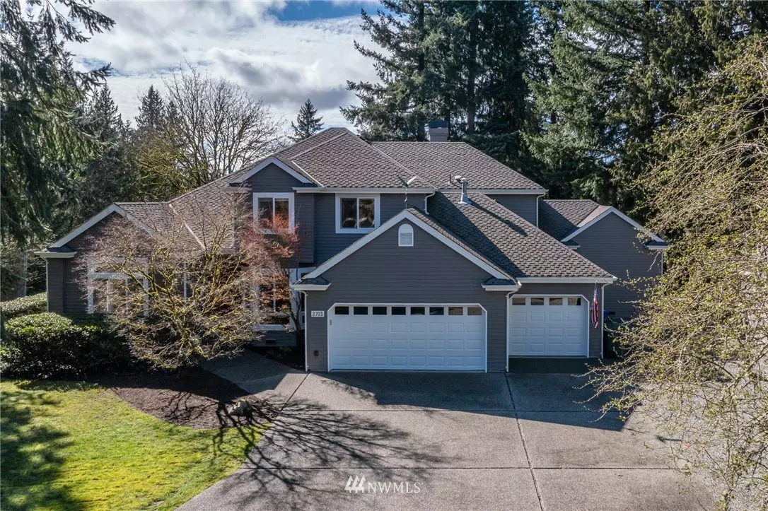 Sammamish, WA 98075,2703 200th AVE SE